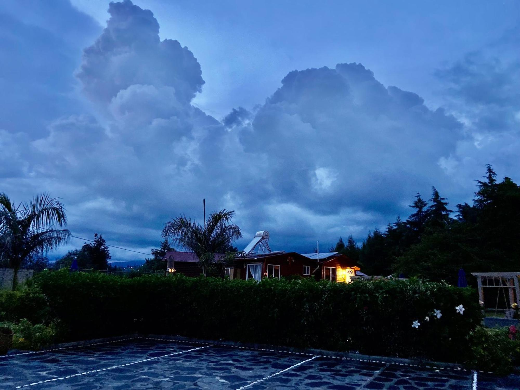 Villarreal Lodge Hotel Ecologico Totolapan Buitenkant foto